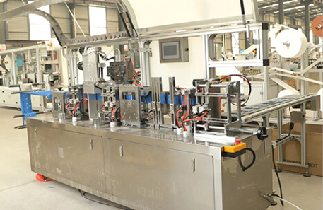 XTK-250 automatic liquid filling single pack wet wipes manufacturing machine