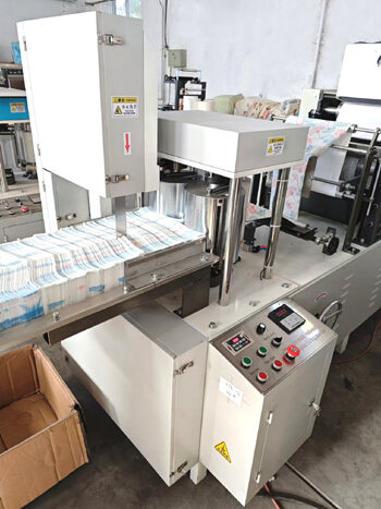 xt330-napkin-paper-machine-1-4-and-1-8-folding